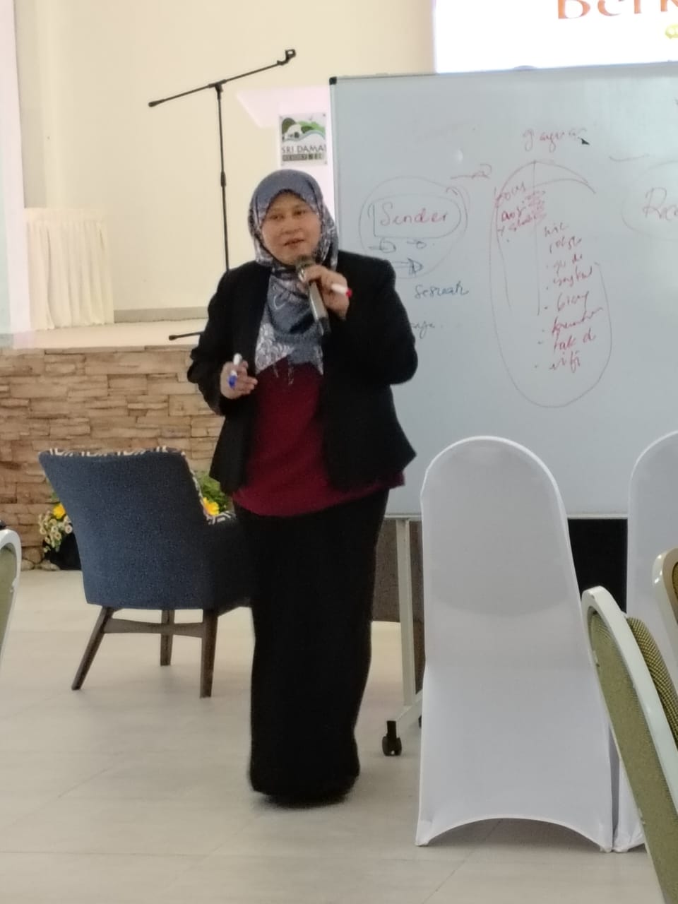 Coach Geeha mengendalikan Program Keluarga Sakinah 2026